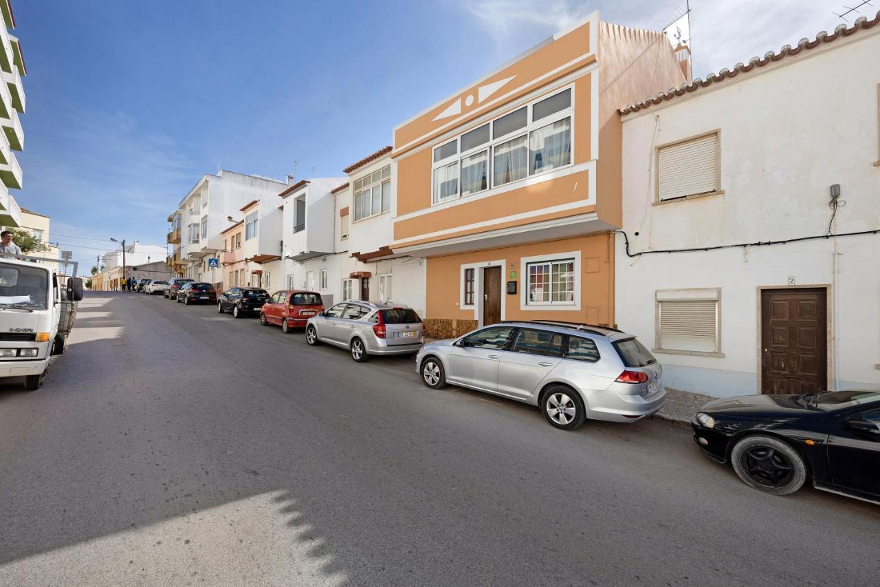 My Friendly House Villa Lagos Exterior photo